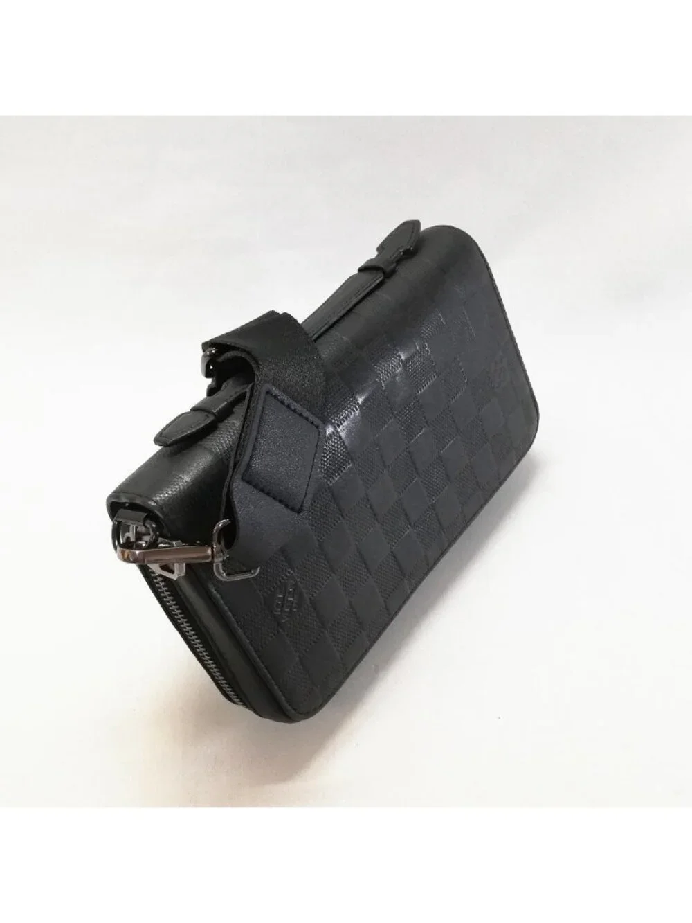 Louis Vuitton Zippy XL Wallet Pouch